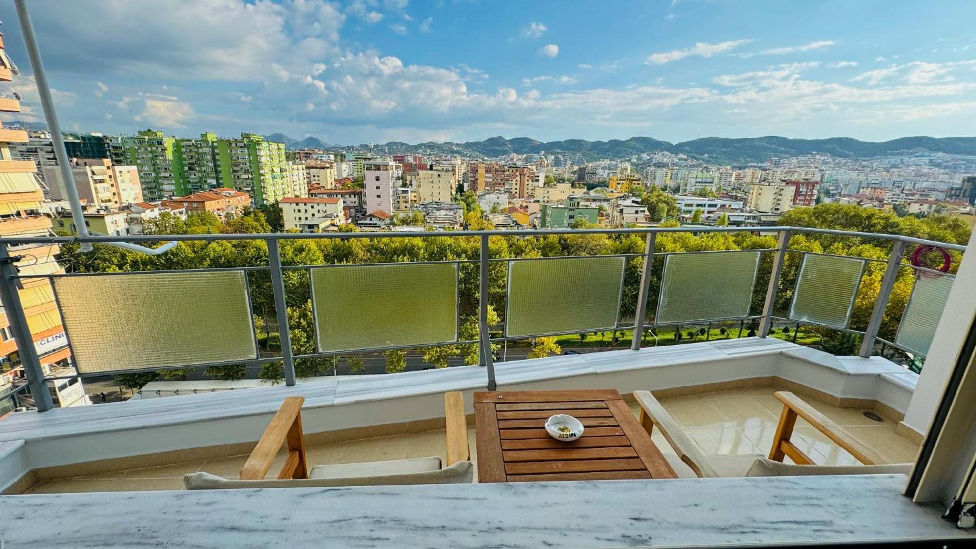 Urban Serenity Skyline Premium - Blloku Apartament