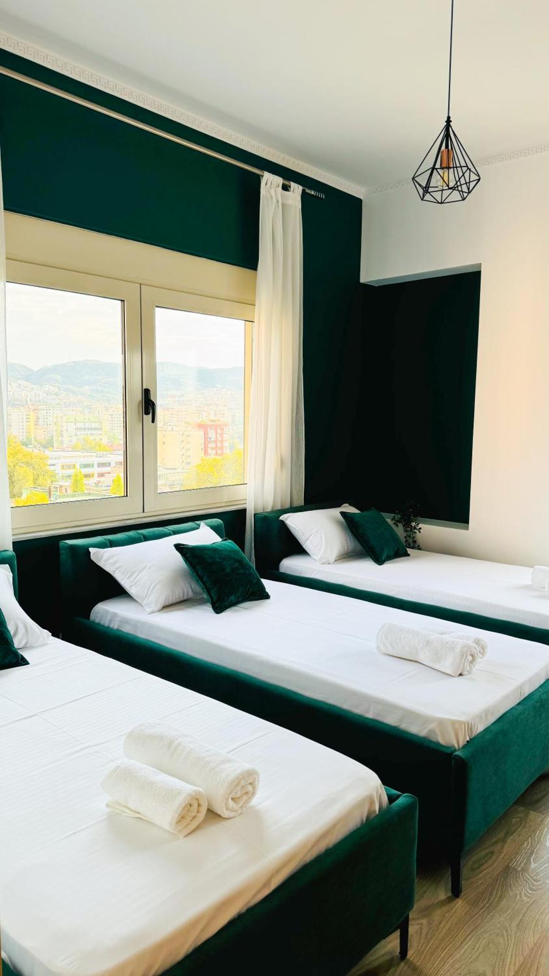 Urban Serenity Skyline Premium - Blloku Apartament *
