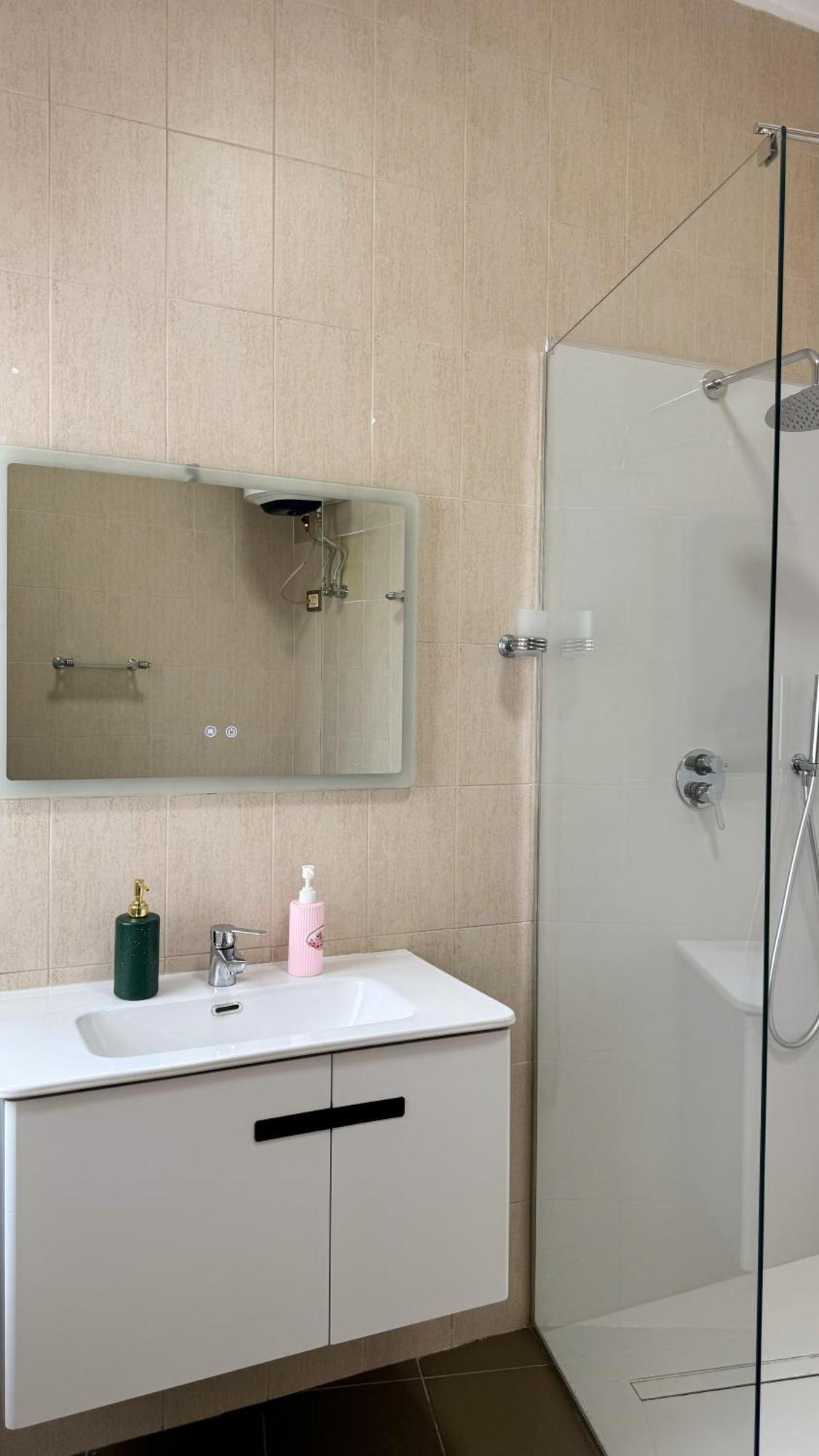 Apartament Urban Serenity Skyline Premium - Blloku