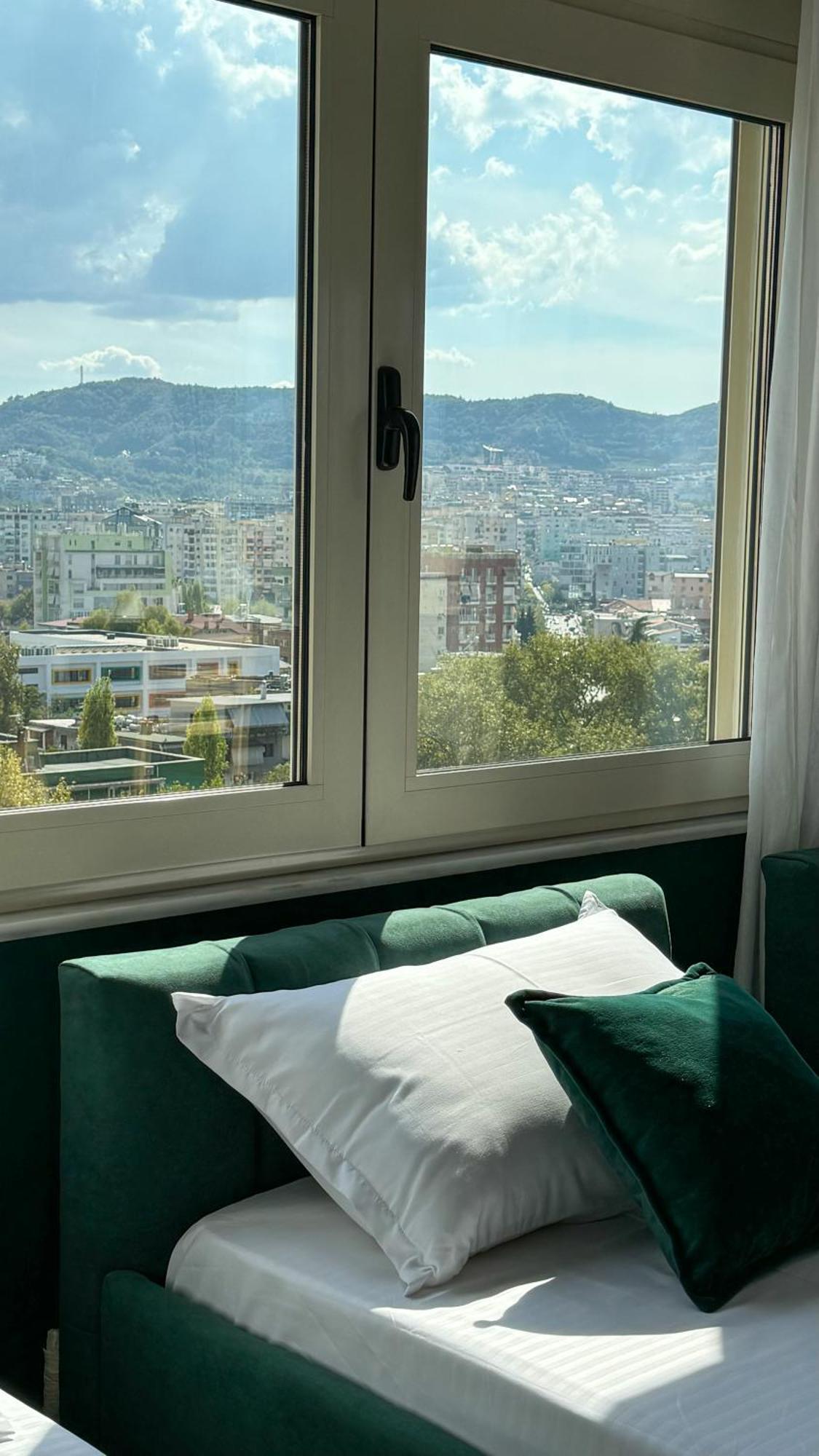 Apartamento Urban Serenity Skyline Premium - Blloku Tirana