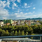 Urban Serenity City Skyline Premium - Blloku