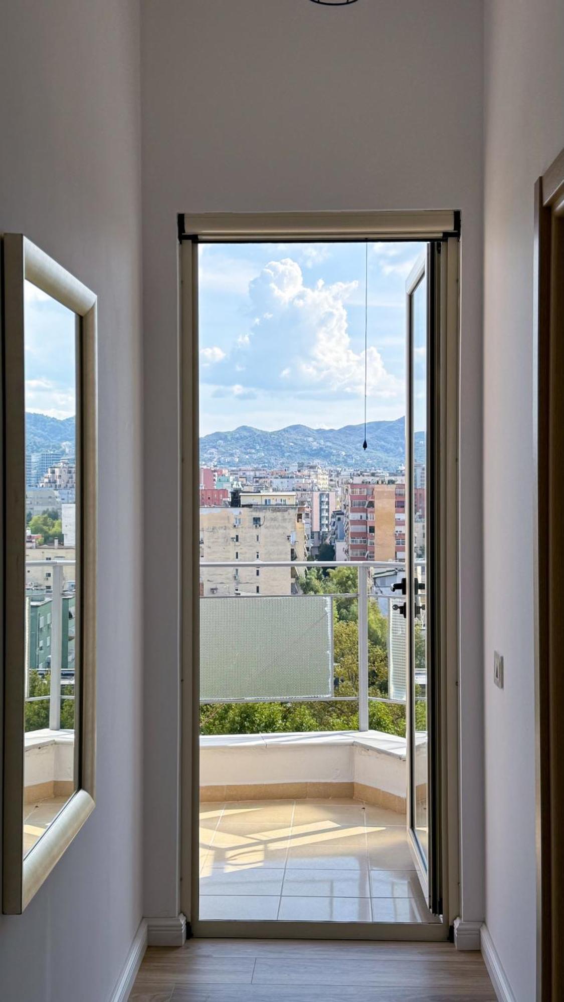 Appartamento Urban Serenity Skyline Premium - Blloku Tirana