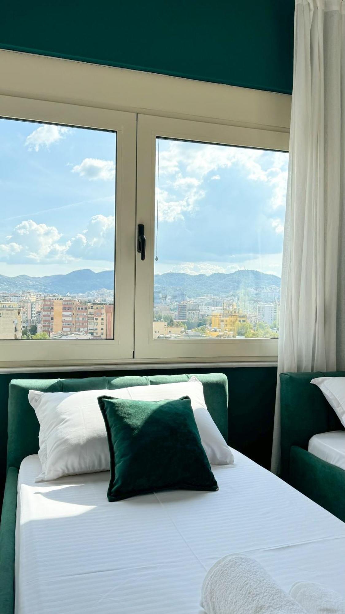 Urban Serenity Skyline Premium - Blloku Tirana